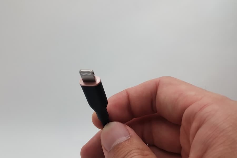 Anker PowerLine III Flow USB-C & ライトニングケーブルのコネクタ部分