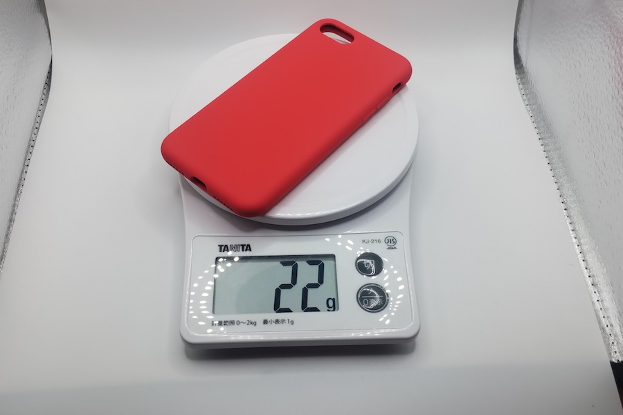 elago iPhone SE 第2世代シリコンケースの重量は22g