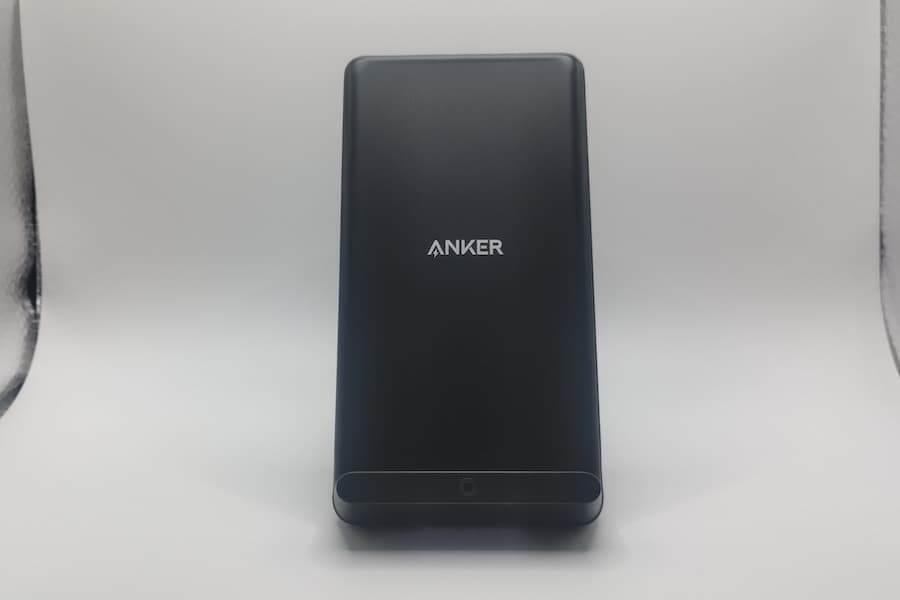 Anker PowerWave 10 Standの正面