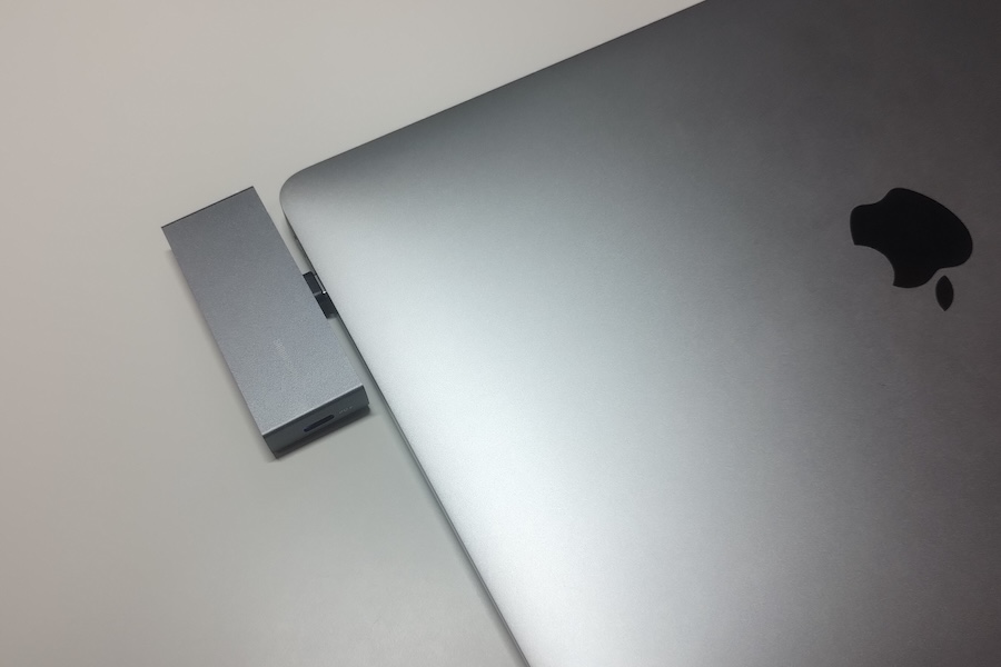 サンワダイレクト 400-ADR339GMをMacBookに接続