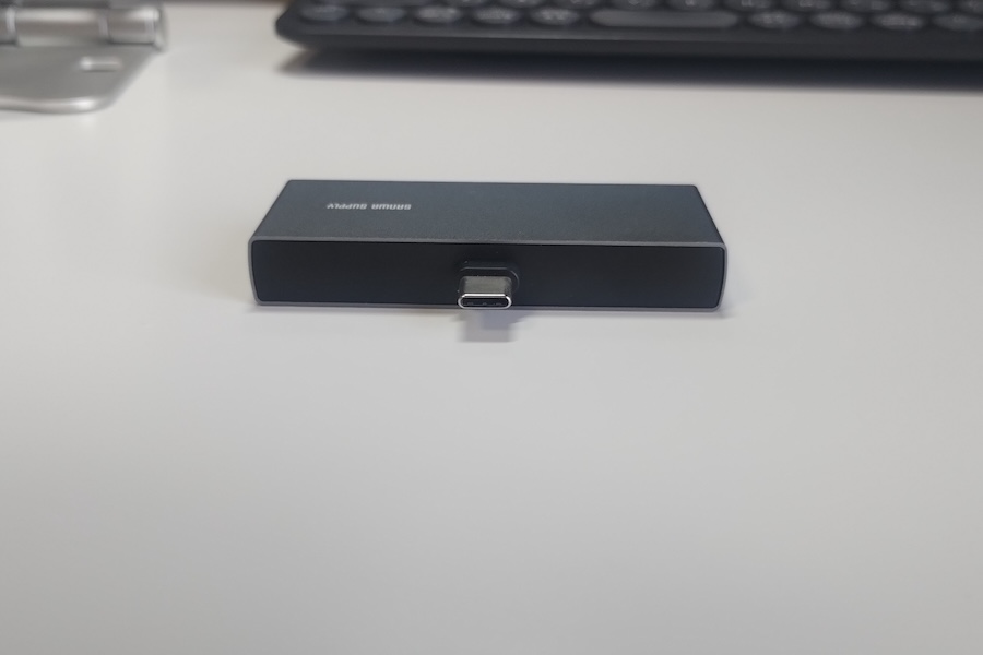 サンワダイレクト 400-ADR339GMのUSB Type-Cコネクター