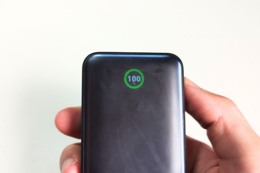 Anker 533 Power Bank(PowerCore 30W)のディスプレイ表示