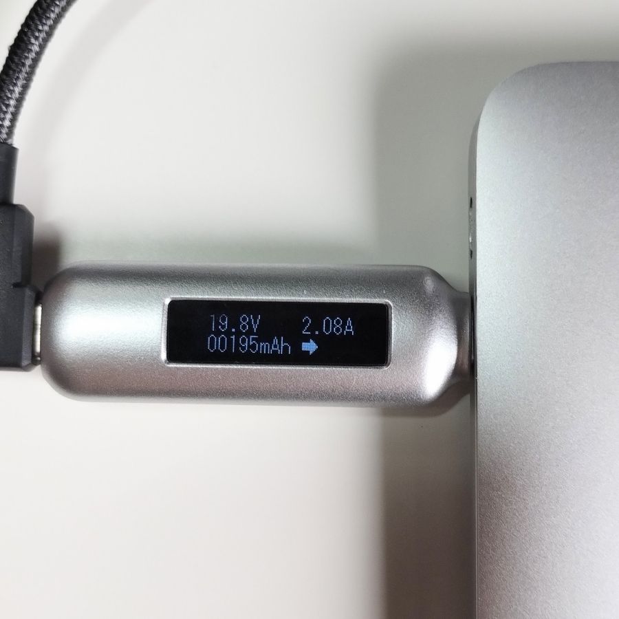 UGREEN Nexode Pro 薄型急速充電器 65Wの電力を計測