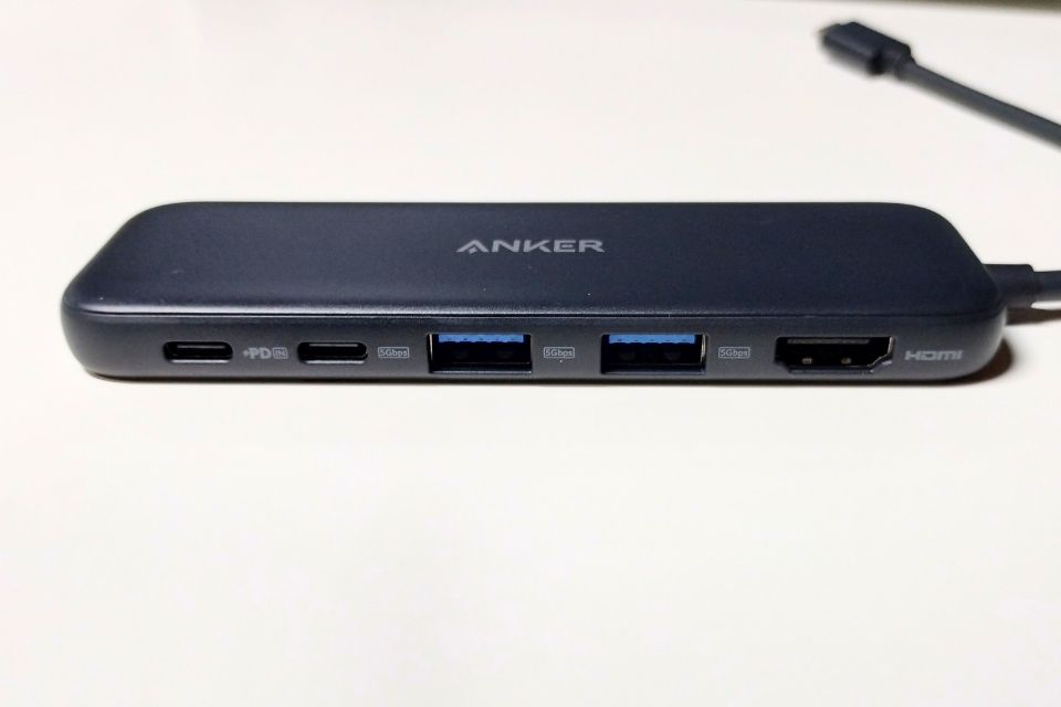 Anker 332 USB-C ハブのポート