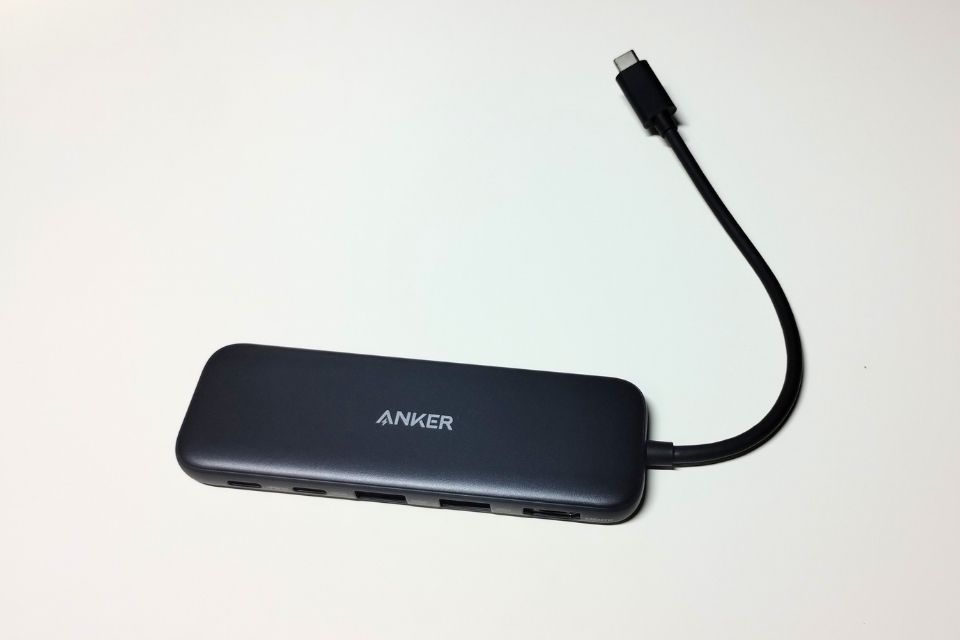 Anker 332 USB-C ハブ外観